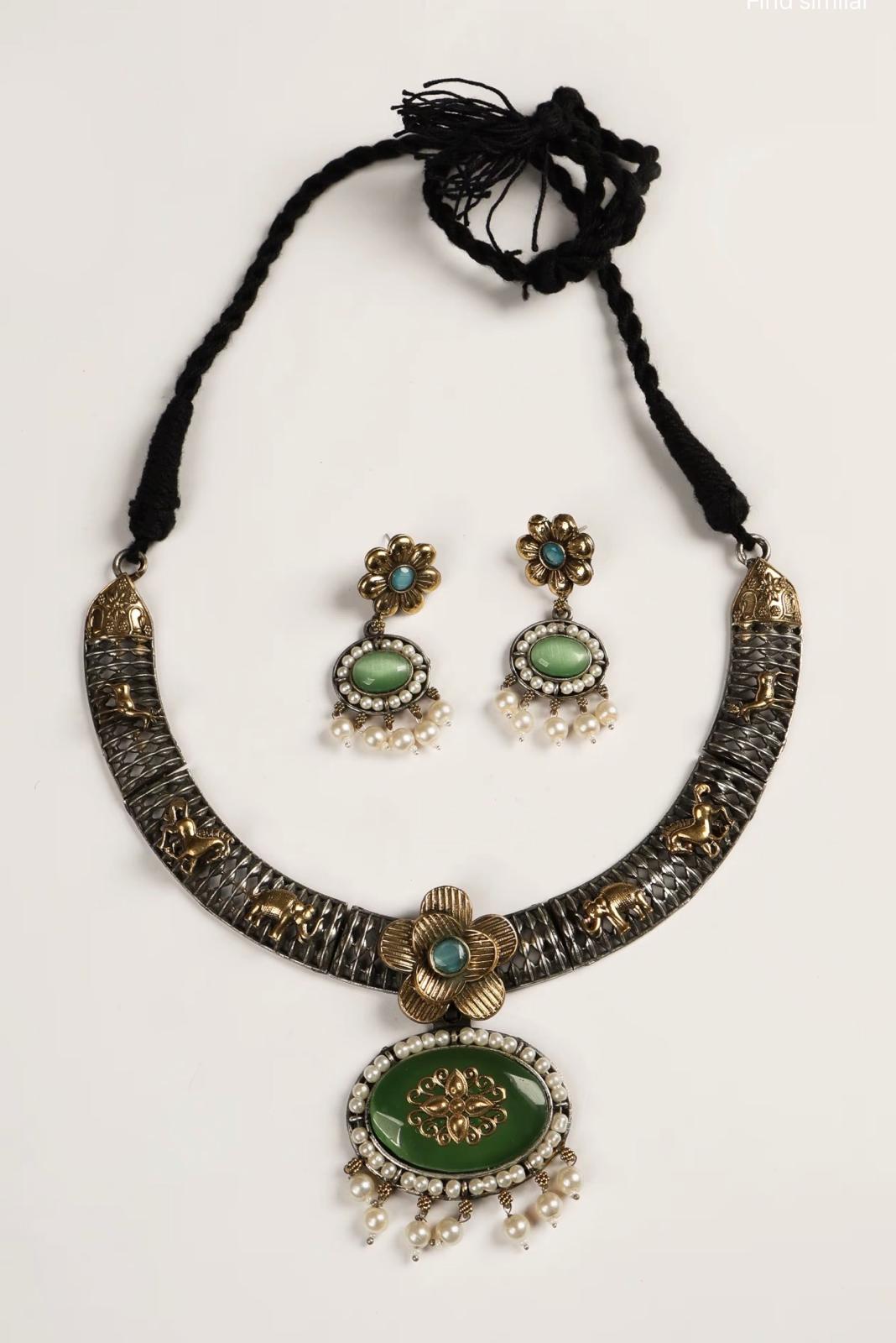 Ethnic Flower Design Tibetan Silver Jewelry Set